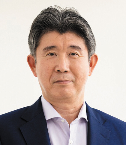 藤田 康人 氏